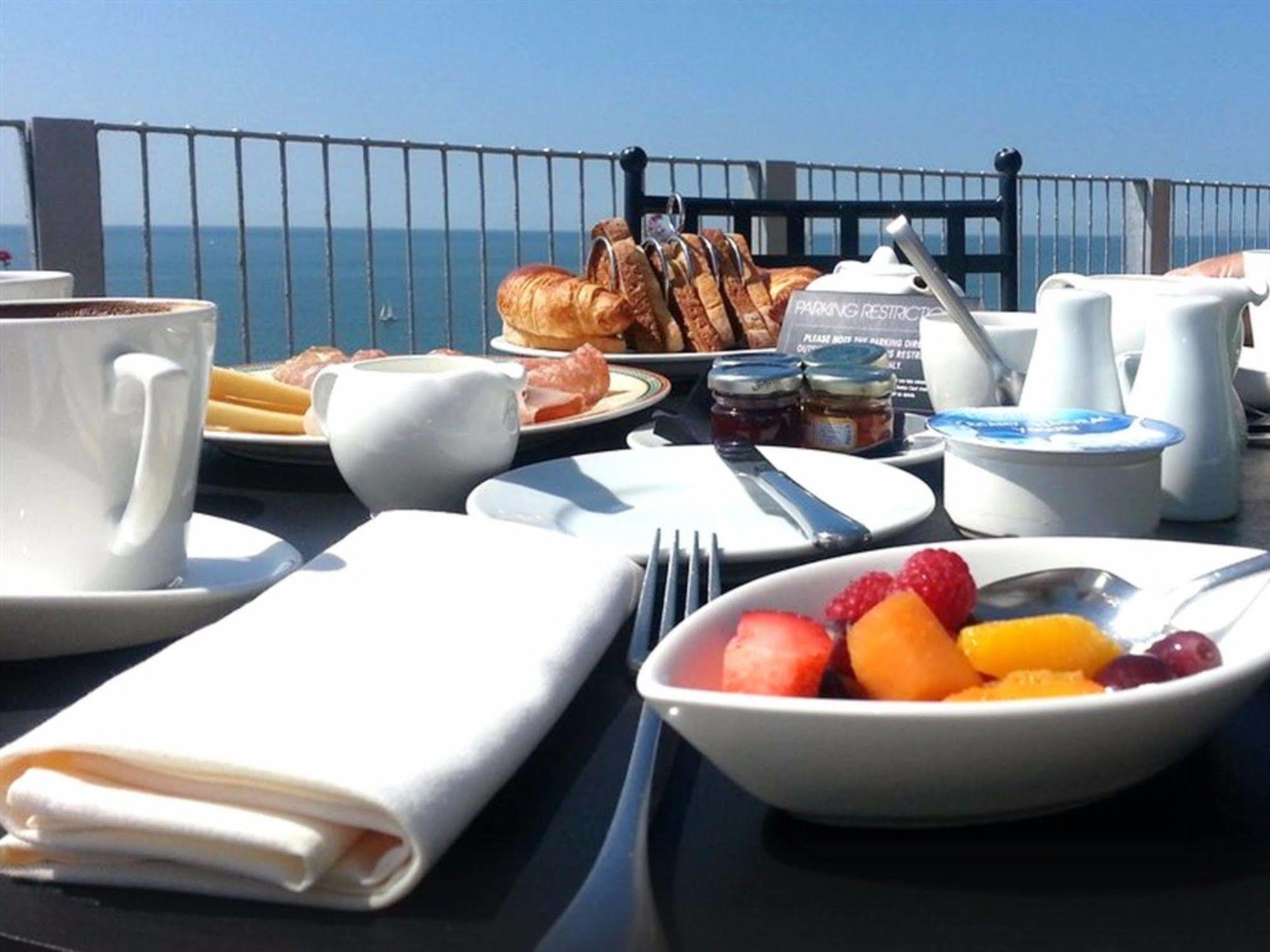 Pebble Beach Seaview Restaurant & Rooms Нью Милтон Экстерьер фото